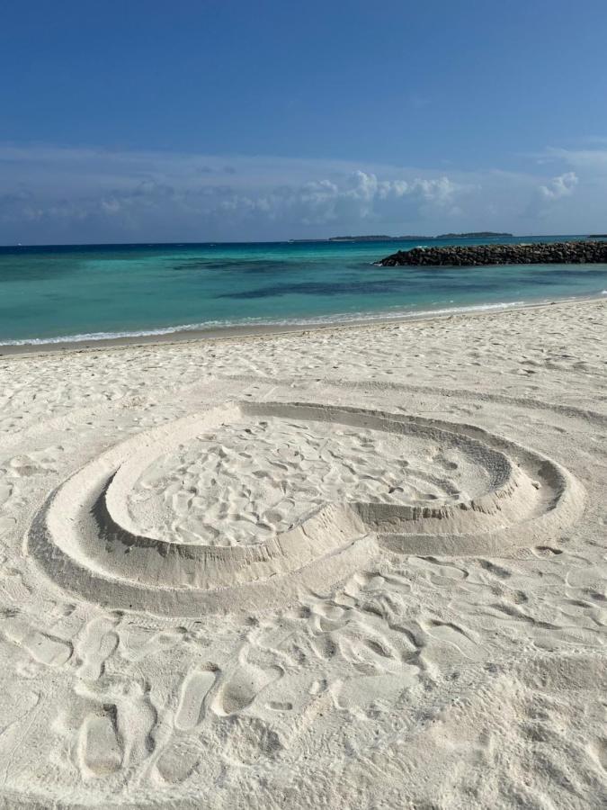 Lea Spa Hotel Maafushi Exteriör bild