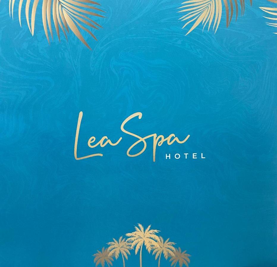 Lea Spa Hotel Maafushi Exteriör bild