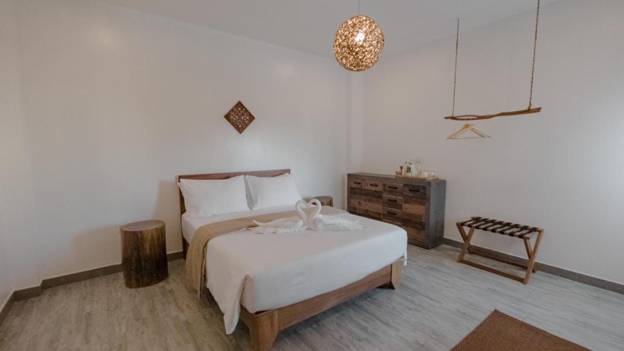 Lea Spa Hotel Maafushi Exteriör bild
