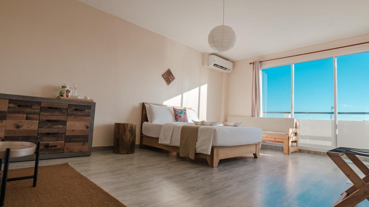 Lea Spa Hotel Maafushi Exteriör bild