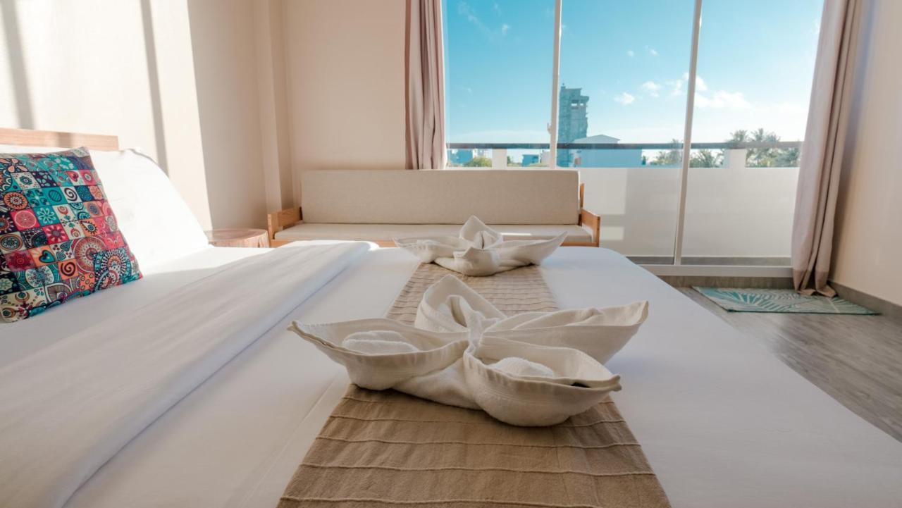 Lea Spa Hotel Maafushi Exteriör bild